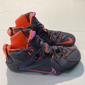 Nike purple Lebrons size 10